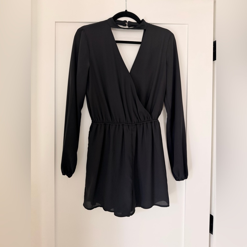 GUESS Black Long Sleeve Romper w/ Choker Neckline | XS